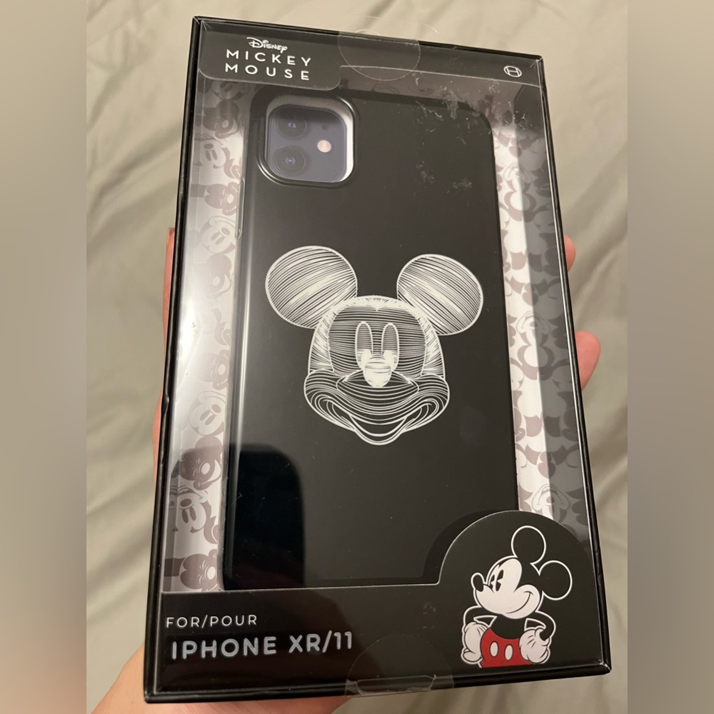 Disney Mickey Mouse iPhone XR / iPhone 11 Case